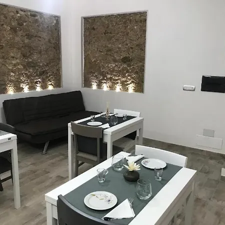 In Studio - Monolocali In Centro Πανσιόν Vibo Valentia